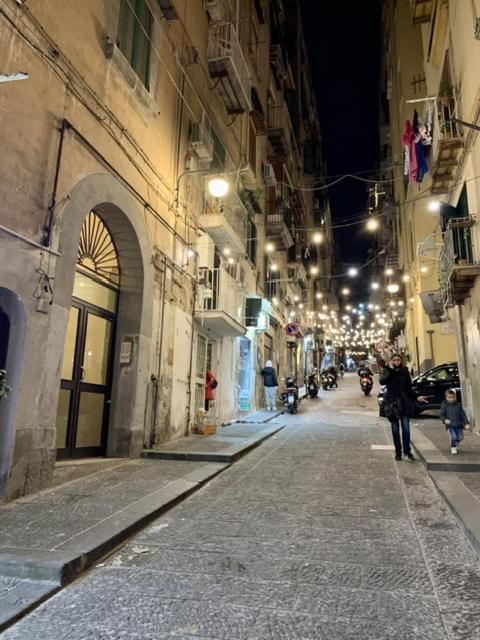 La Casetta Ai Gradoni Di Chiaia Nápoles Exterior foto
